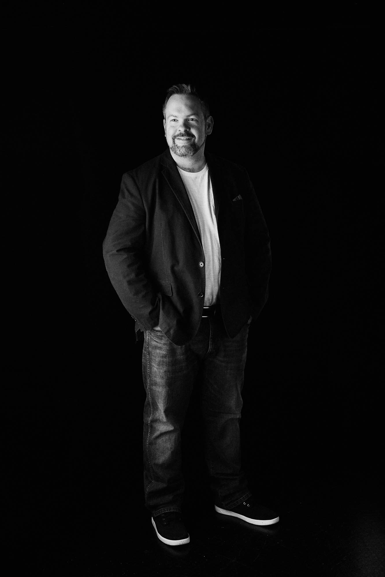 Export x3 Headshots Alexander05668 Bearbeitet Capture 2